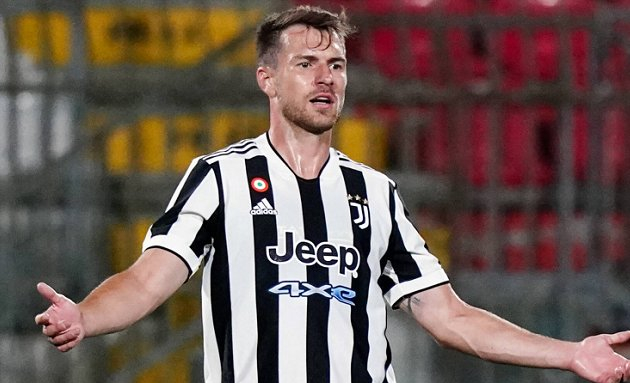 Juventus: Aaron Ramsey declines an official offer from an English club