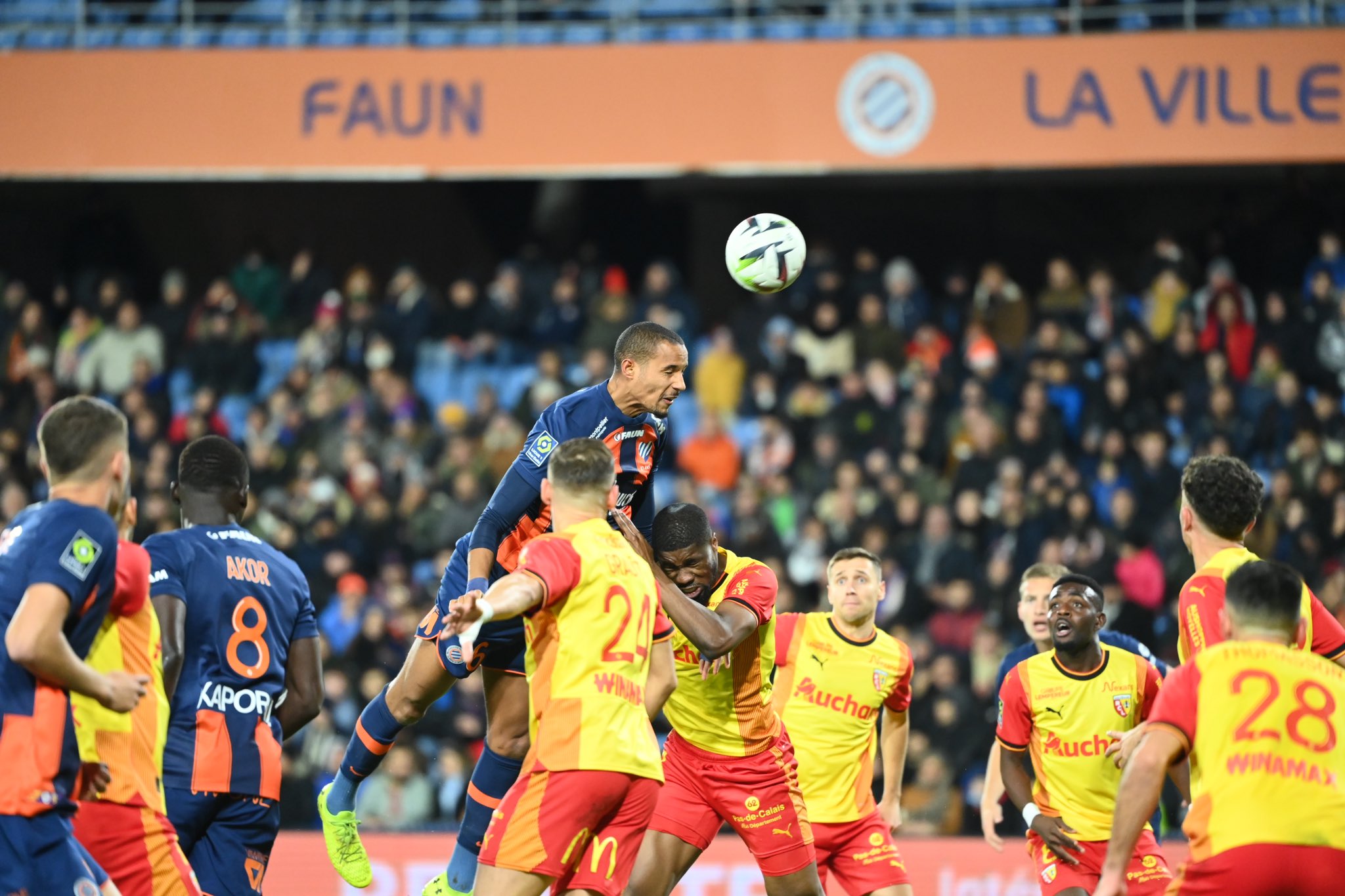 Ligue Montpellier Et Lens Se Quittent Dos Dos La Mosson