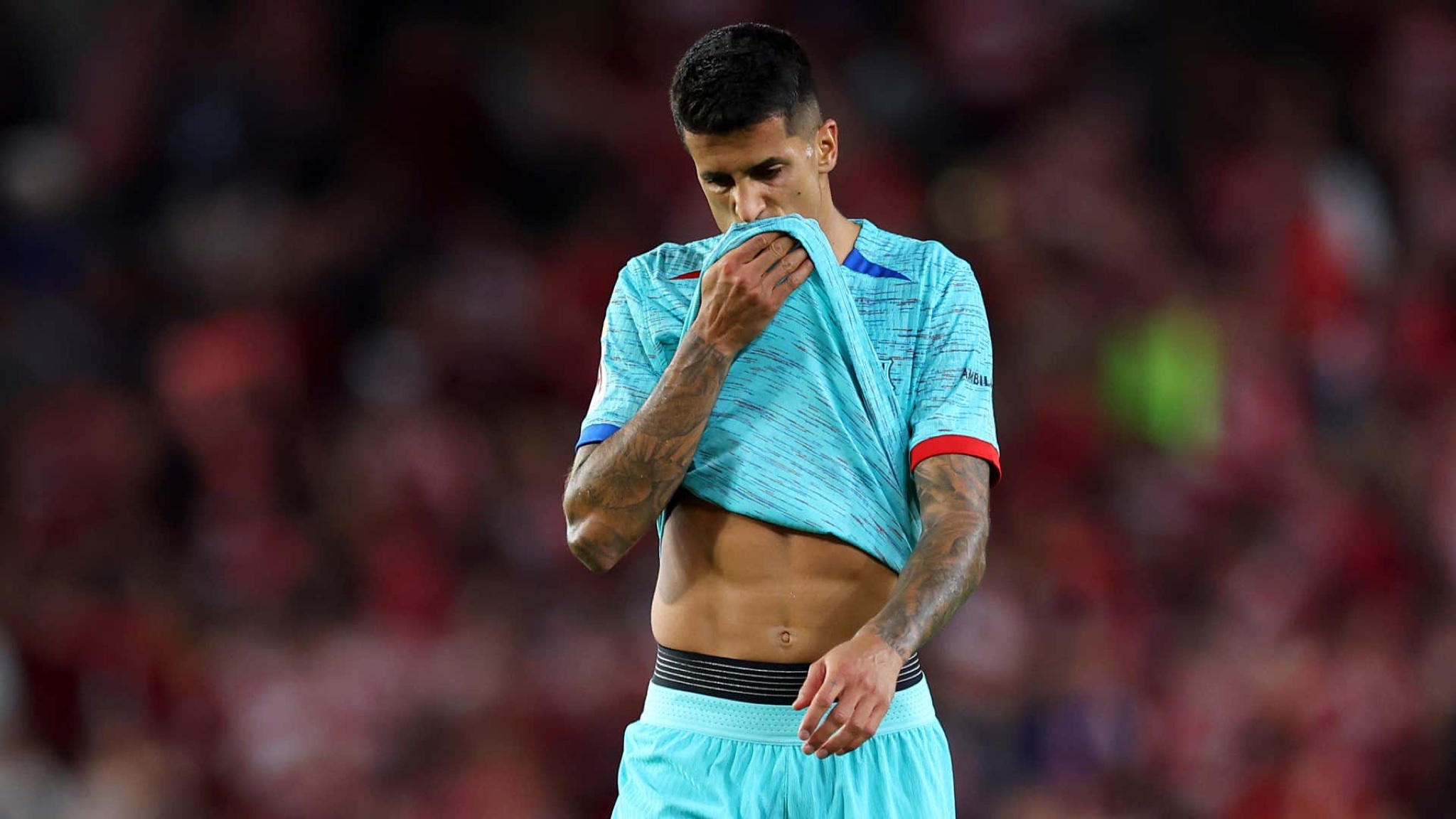 Le Bar A Communique Sur La Blessure De Jo O Cancelo