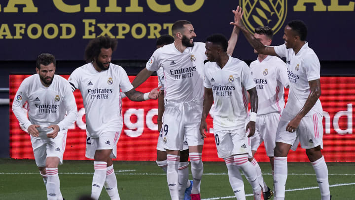 Avec Vinicius et Benzema : les compos officielles de Real ...