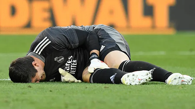 Real Madrid : Thibaut Courtois forfait pour le Clasico? La réponse est  tombée !