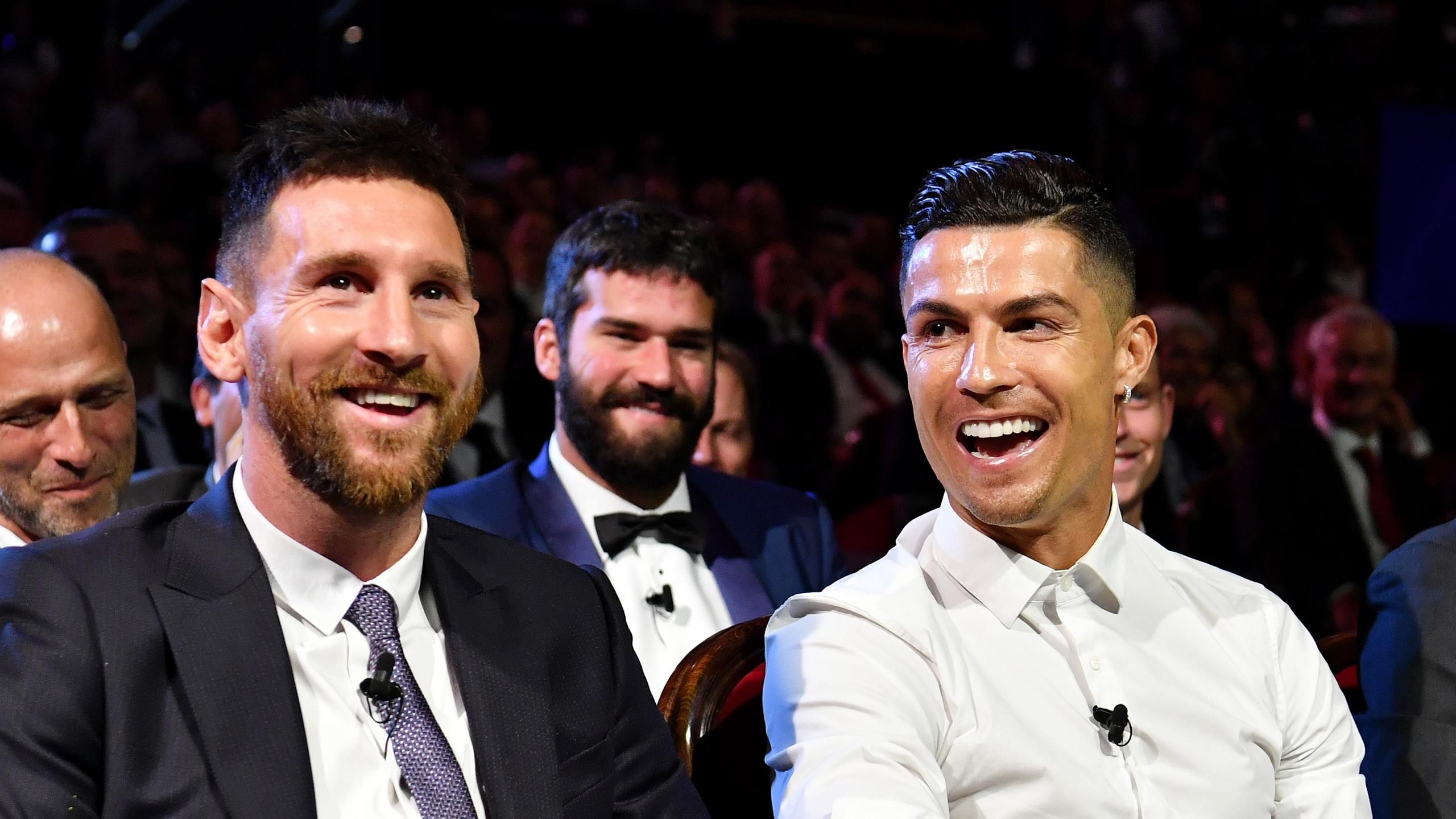 Controversy Surrounding Lionel Messi’s 8th Ballon d’Or Win: The Reactions of Tomas Roncero and Cristiano Ronaldo